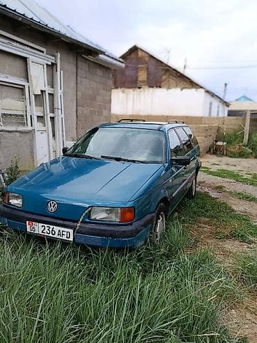 абхаз авто машины: Volkswagen Passat: 1991 г., 1.8 л, Механика, Бензин, Универсал — 3