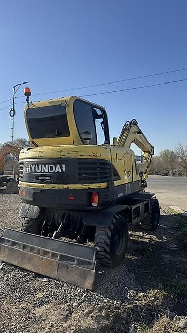 эксковатор куплю: Экскаватор, Hyundai, 2011 г., Колесный — 2