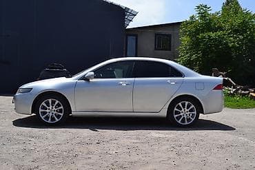 авто наклейка: Honda Accord: 2004 г., Седан — 4