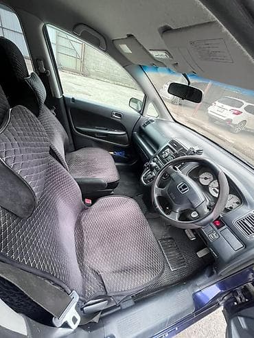 Продажа авто: Honda Stream: 2002 г., 1.7 л, Автомат, Бензин, Хэтчбэк — 3