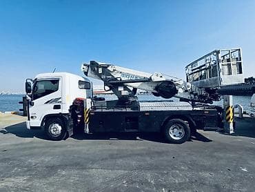 hero 4: Автовышка, Hyundai, 2017 г., от 30 м — 1