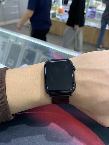 watch 9: Смарт‑часы Apple Watch (корпус темный) с металлическим магнитным — 3