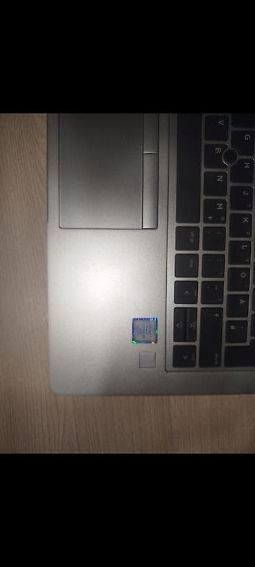 покоо: HP EliteBook 840 G5 — тонкий бизнес-ноутбук 14" Характеристики и — 4