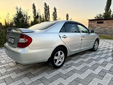 Toyota Camry: 2003 г., Газ — 6