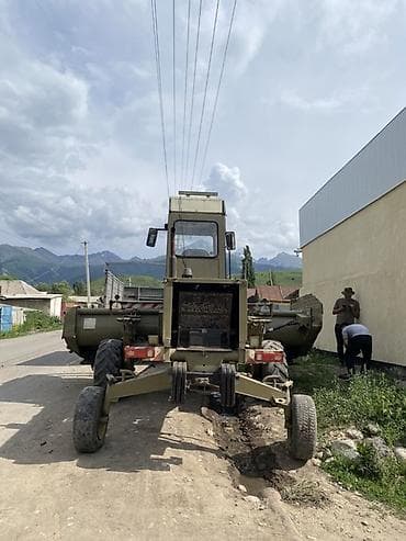stage 3: Самоходная кормоуборочная косилка E-302 - Назначение: кошение и — 3