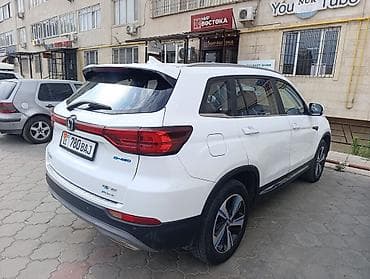 авто каран: Changan CS75: 2020 г., 1.5 л, Робот, Гибрид, Кроссовер — 3