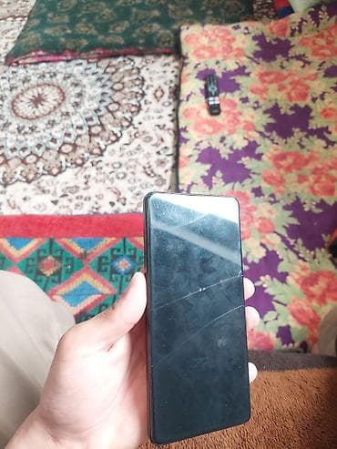 technics sb: Poco X5 Pro 5G, Б/у, 256 ГБ, цвет - Желтый — 1