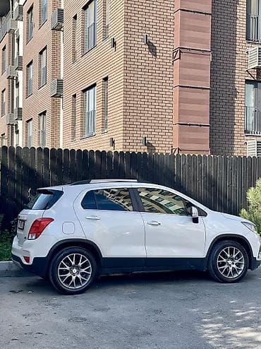 капот 211: Chevrolet Trax: 2019 г., 1.6 л, Автомат, Дизель — 4