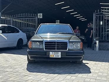 Продажа авто: Mercedes-Benz E-Class: 1993 г., 2.2 л, Механика, Бензин, Седан — 3