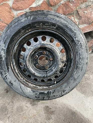 185 65 р14: Колеса в сборе 195 / 65 / R 15, Лето, Б/у, 1 шт, Легковые, Железные, отверстий - 4 — 2