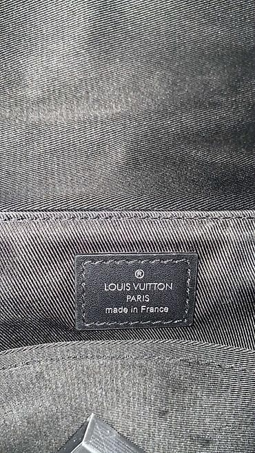 Сумки: Сумка через плечо Louis Vuitton, коллекция Monogram Eclipse. - — 4
