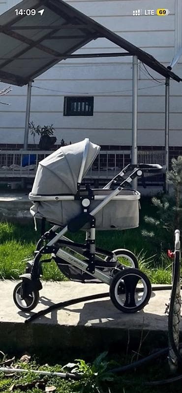 две коляски: Детская универсальная коляска 2 в 1, серого цвета. - Тип — 1