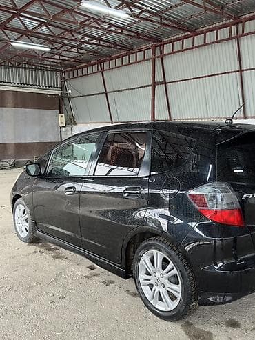 bid продажа: Honda Fit: 2010 г., 1.5 л, Автомат, Бензин, Хэтчбэк — 8