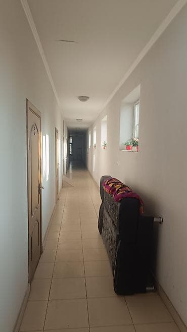 Аренда офисов, 250 м², В бизнес центре, 1 линия — 2