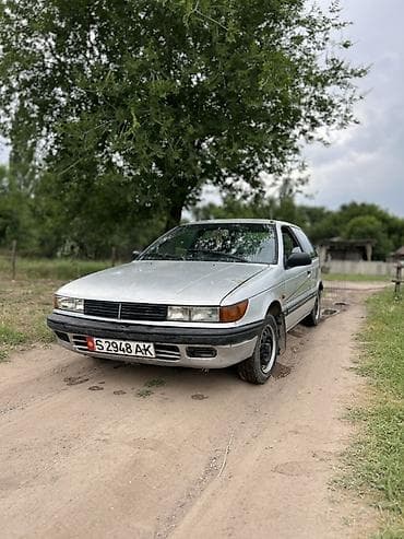 скутер для воды: Mitsubishi Colt: 1989 г., 1.5 л, Механика, Бензин, Хэтчбэк — 2