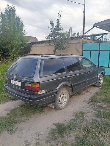 Volkswagen Passat: 1989 г., Механика, Универсал — 2