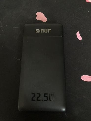 usb lightning: Повербанк, полностью рабочий, отдам с двумя проводами на лайтнинг и на — 1