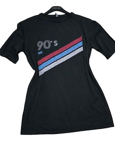 рубашка белый: Продаю новую кофту на пуговицах, размер Стандарт — 3