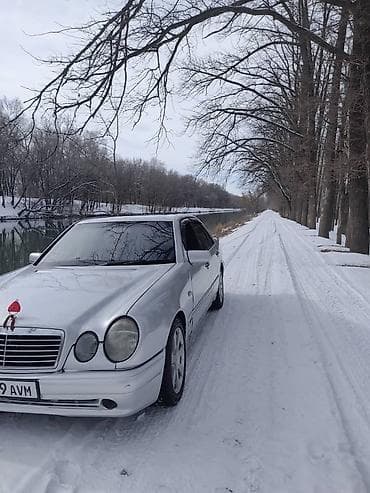 Mercedes-Benz C-Class: 1996 г., 4.2 л, Вариатор, Бензин, Седан