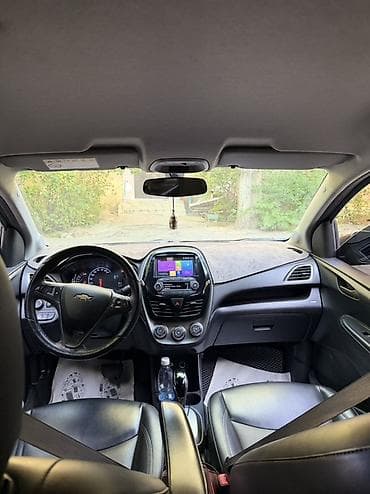 Продажа авто: Chevrolet Spark: 2018 г., 1 л, Автомат, Бензин, Хэтчбэк — 3