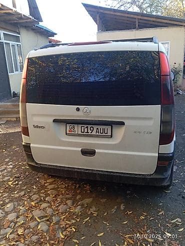 машина кузов: Mercedes-Benz Vito: 2004 г., 2.2 л, Механика, Дизель, Минивэн — 2