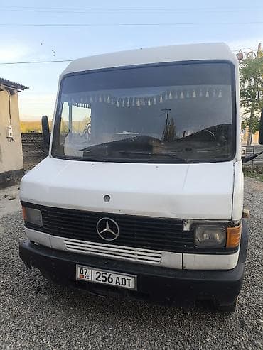 Легкий грузовик, Mercedes-Benz, Б/у