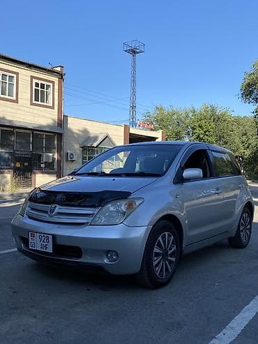kamri 30: Toyota Ist: 2003 г., Хэтчбэк — 3