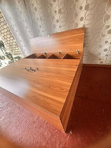 мебель новую: Шкаф, в хорошем состоянии — 3