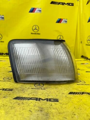 дополнительное освещение на авто: Левый поворотник Lexus Б/у, Оригинал, Япония — 1