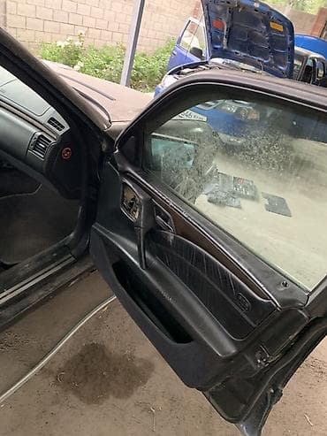 e 303: Mercedes-Benz E-Class: 1996 г., 3.2 л, Автомат, Газ, Седан — 5