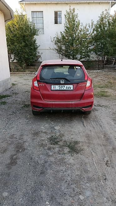 step vagon: Honda Fit: 2017 г., 1.5 л, Вариатор, Бензин, Хэтчбэк — 5