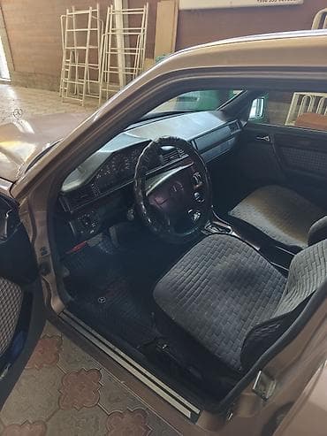 мерседес 124 2 2: Mercedes-Benz E-Class: 1993 г., 2.2 л, Автомат, Бензин, Седан — 5