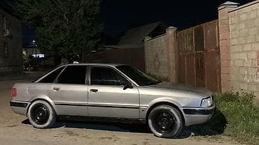 Продажа авто: Audi 80: 1992 г., 2 л, Механика, Бензин, Седан — 1