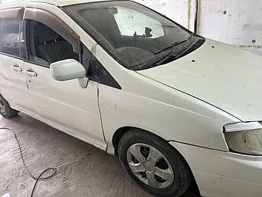 либерти: Nissan Liberty: 2000 г., 2 л, Автомат — 2