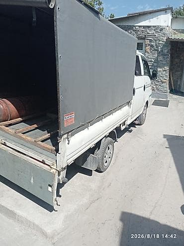 mini v: Hyundai Porter II, бортовой грузовик с тентом. Компактный — 4