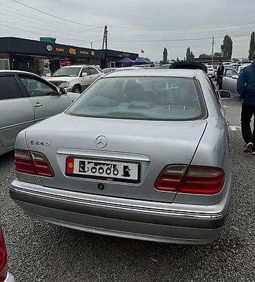 Mercedes-Benz E-Class: 2001 г., 2.4 л, Автомат, Бензин, Седан — 3
