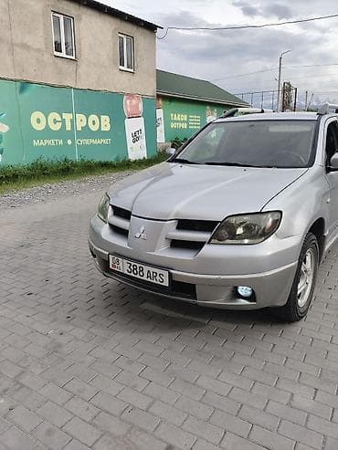 Mitsubishi Outlander: 2003 г., Кроссовер — 3
