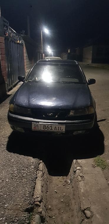 mersedes e200: Daewoo Nexia: 2010 г., Седан — 1