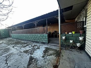 продаю дом в баят: Одноэтажный дом с просторным крытым двором/навесом на всю площадь — 5