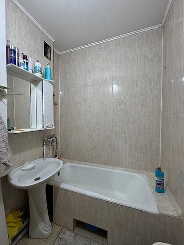 торг: 2 комнаты, 52 м², 106 серия, 5 этаж, Старый ремонт — 7