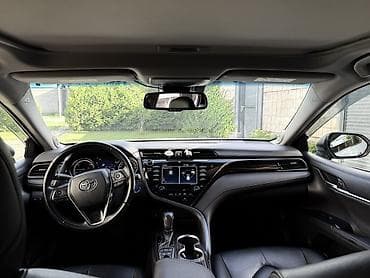 byd e2 2023: Toyota Camry: 2019 г., 2.5 л, Вариатор, Гибрид, Седан — 3