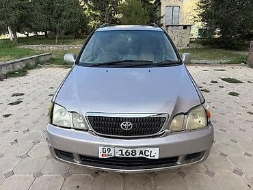 5100 r18: Toyota Ipsum: 2001 г., 2 л, Автомат, Бензин, Универсал — 1