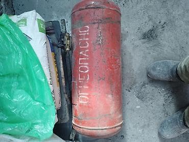 Кухонные принадлежности: Продаю Б/у Баллон газовый пропановый 50литр месте с кассой хорошом — 1