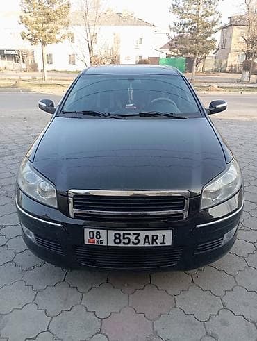 рамка авто: Черный седан класса C/D с передним приводом. Кузов и экстерьер: - — 3