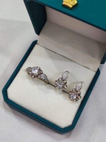 эксклюзивные свадебные пригласительные: Серебро 925 Пробы Классика Размеры имеются Цена 3000сом Есть — 6