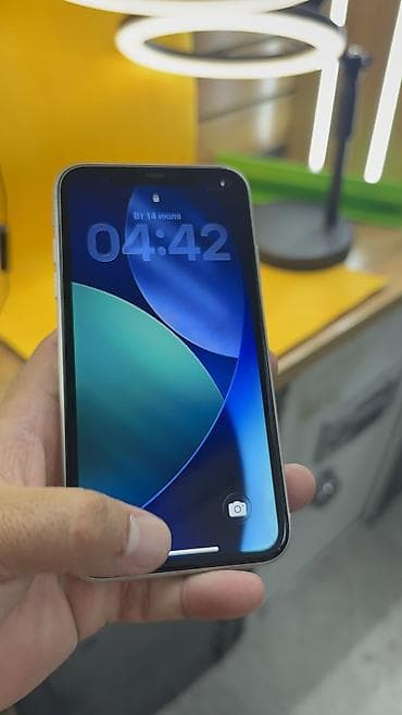 IPhone 11, Б/у, 64 ГБ, 86 % — 9