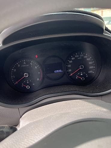 arizzo 8: Kia Morning: 2017 г., 1 л, Автомат, Бензин, Хэтчбэк — 10