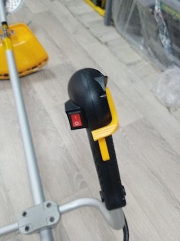 Башка инструменттер: Бензиновый триммер/мотокоса Ubay Tools UBB-530G - Двигатель — 5