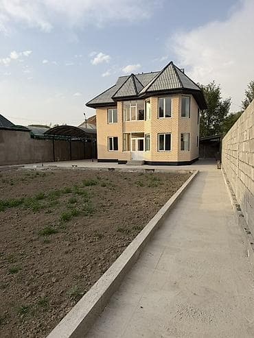 кызыл таш: 🏢КЫЗЫЛ-КЫЯ ШААРЫНАН ЖАНЫ САЛЫНГАН ЖЕР УЙ САТЫЛАТ 📍 Жайгашкан жери — 1