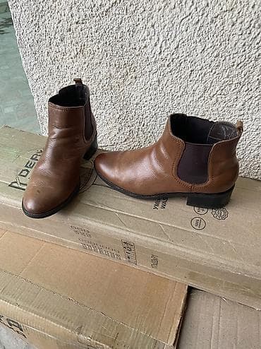 Босоножки, сандалии, шлепанцы: Деми натуральная кожа привозная из Европы размер 40-41 состояние — 2